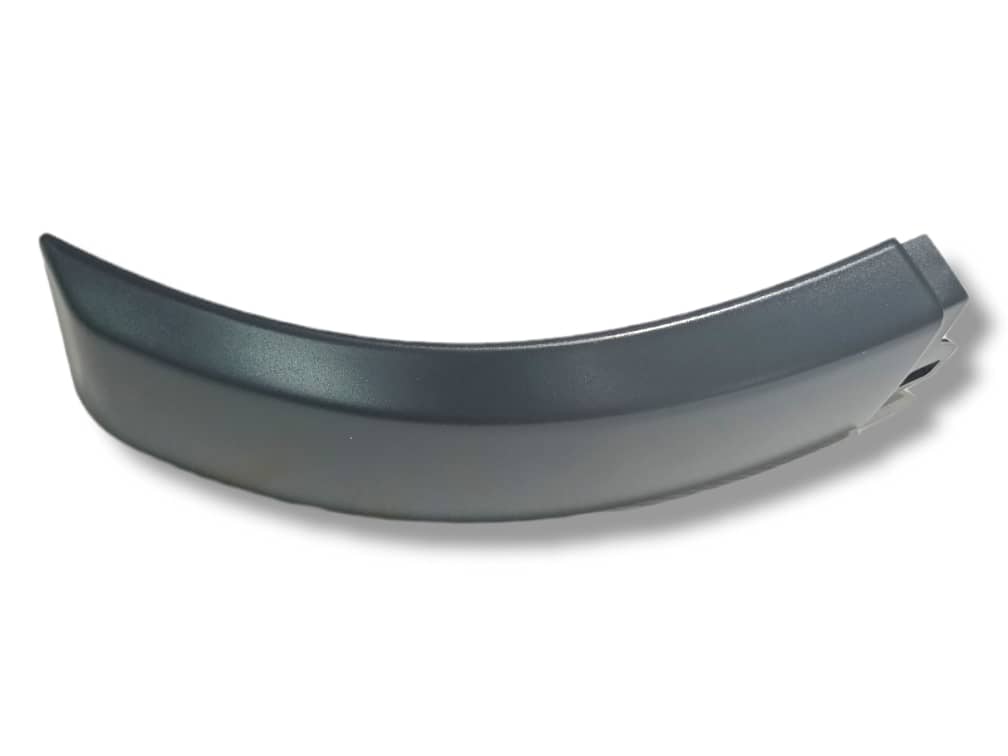 BORDE EXTENSION IZQUIERDA PARRILLA DELANTERA TOYOTA DYNA TURBO 4.6