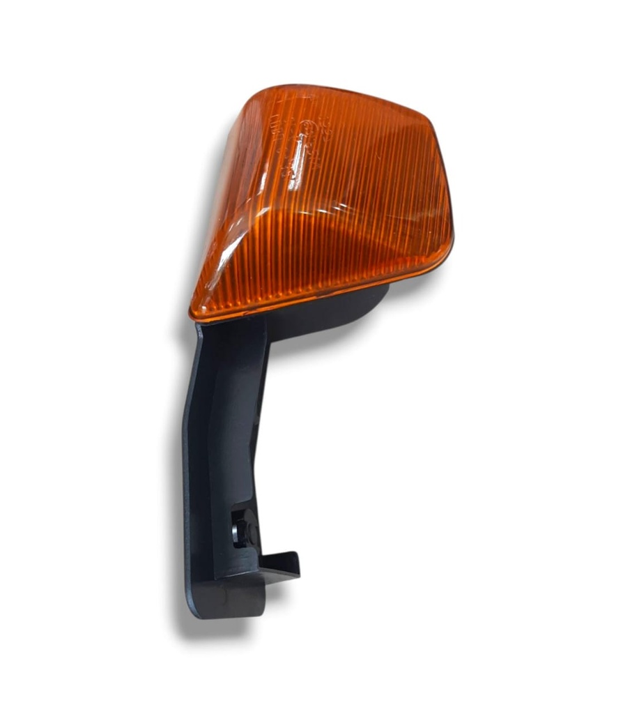 COCUYO DERECHO LUZ DE CRUCE LATERAL PARACHOQUE IVECO STRALIS