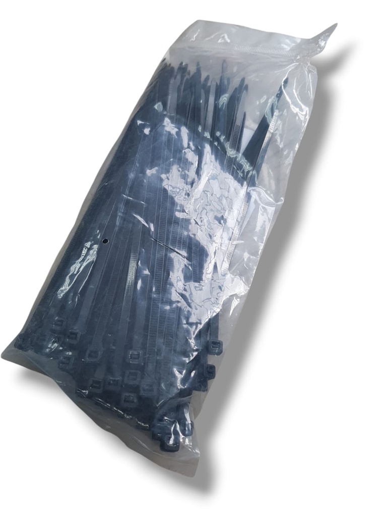 TIRRA PLASTICO NEGRO 4,8x200mm