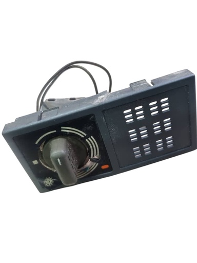 [98421029-US] TERMOSTATO DE AIRE ACONDICIONADO CON BASE IVECO STRALIS / TRAKKER/ EUROTRAKKER / TECH "USADO"